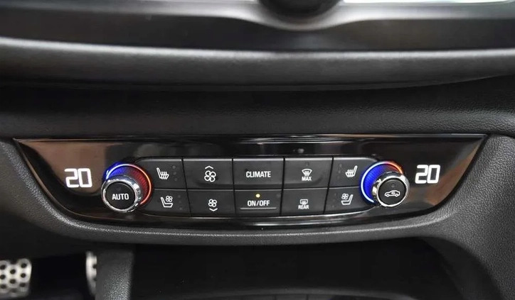 Opel Insignia cena 88500 przebieg: 79000, rok produkcji 2017 z Okonek małe 667